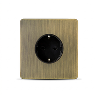 Wandcontactdoos Schuko 16A — Klassiek — Groen Brons - Groen Brons