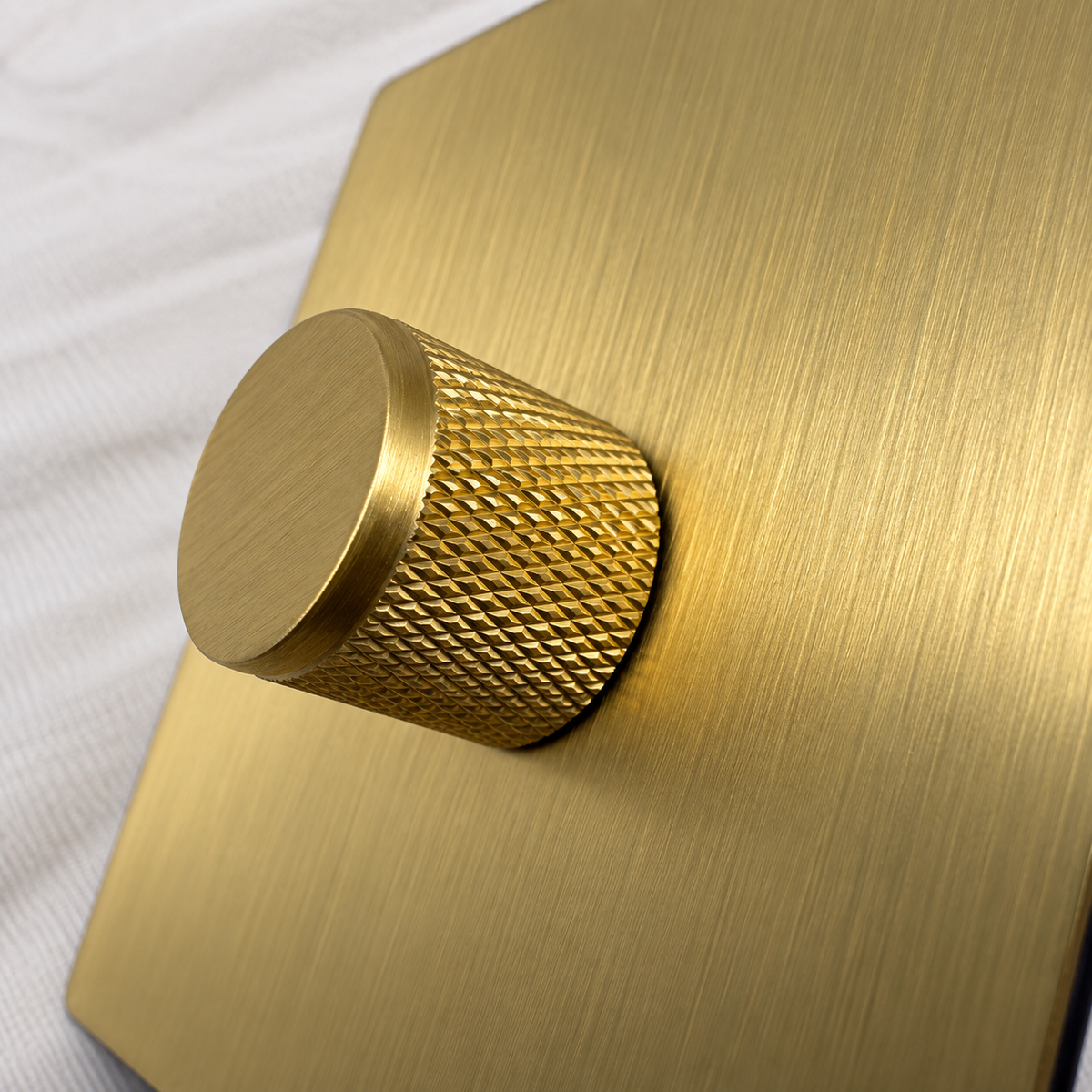 Dimmer - Modern - Goud - detail